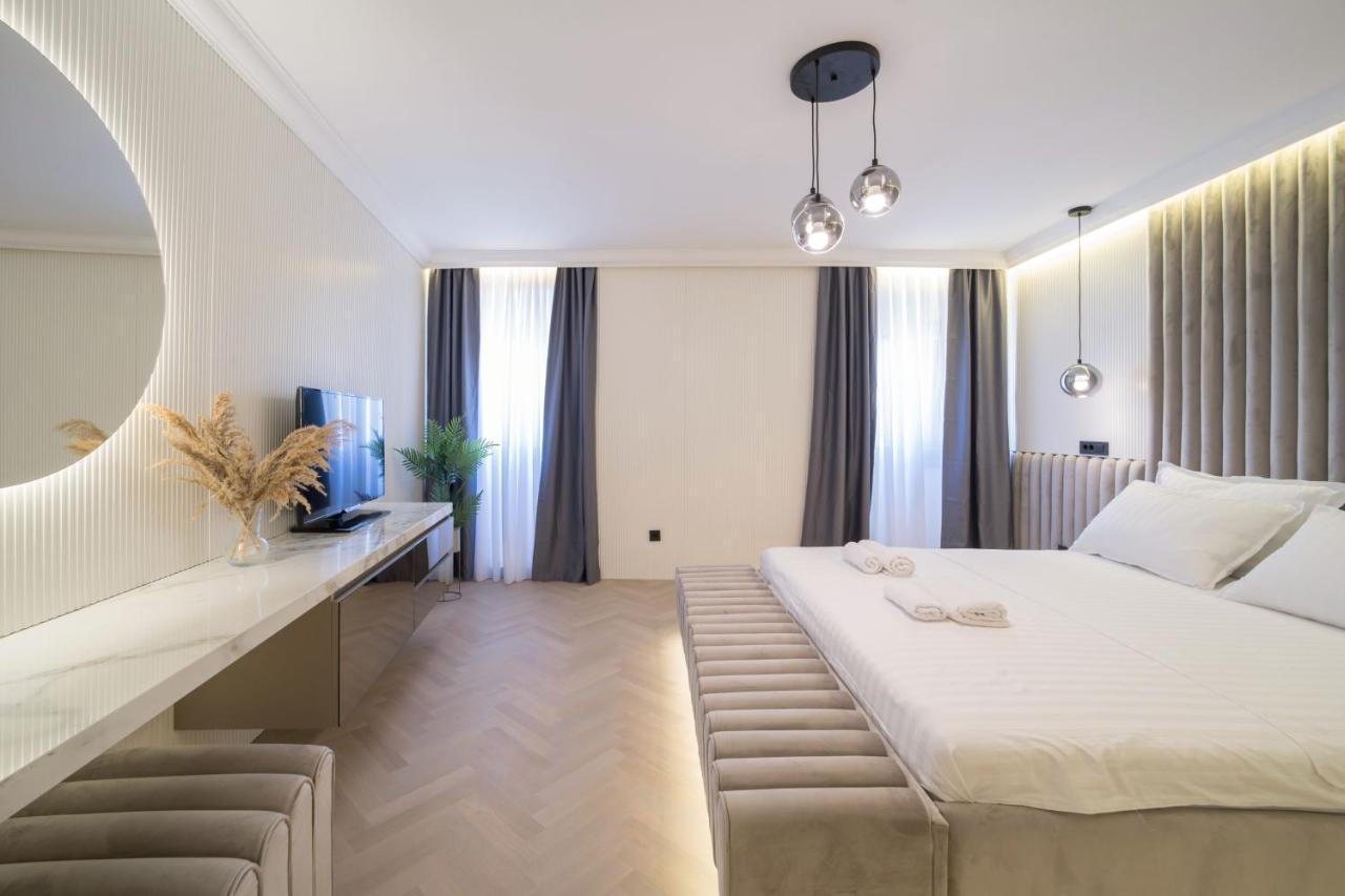 Villa Luxury Christian